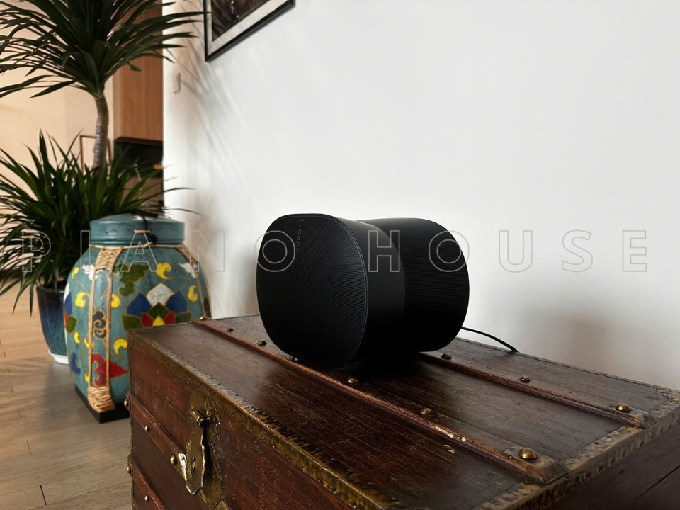 Cận cảnh Immersive Music Set ( 2x Era 300) tại Piano House